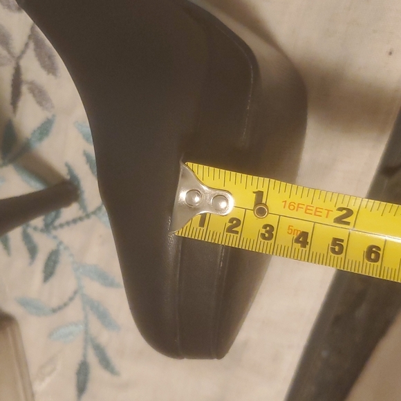 Shoes platform - Picture 7 of 7